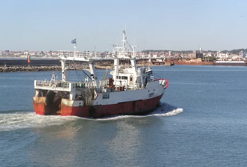 KRESALA Fishing Vessel IMO 7403603 photo 5