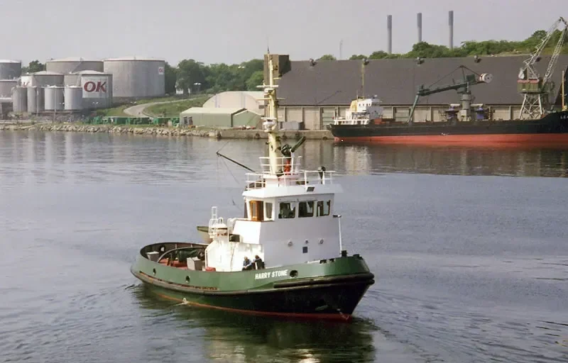 HARRY STONE Tug Boat IMO 7405522 photo 6