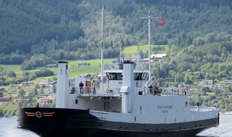 SYKKYLVSFJORD Ro-Ro IMO 7405924 photo 5