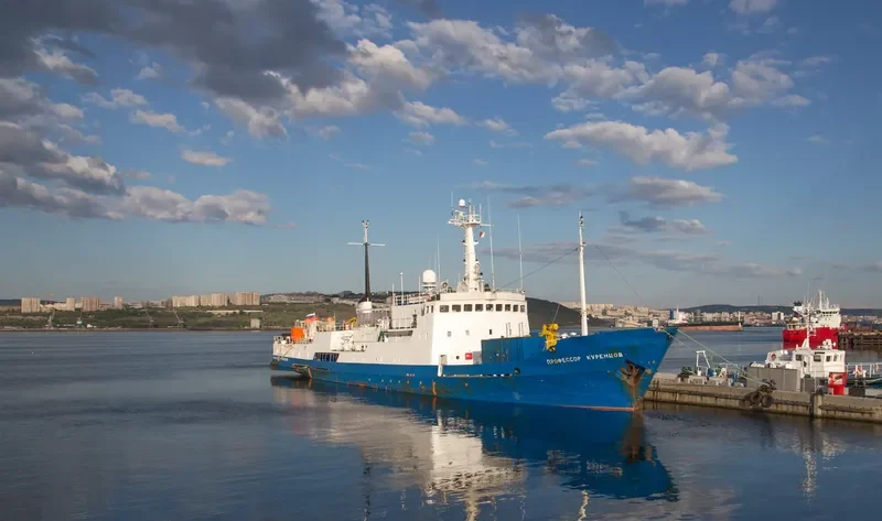 PROFESSOR KURENTSOV General Cargo IMO 7406136 photo 7