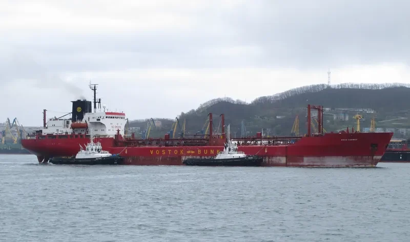 BUKHTA SLAVYANKA Tanker IMO 7406203 photo 8