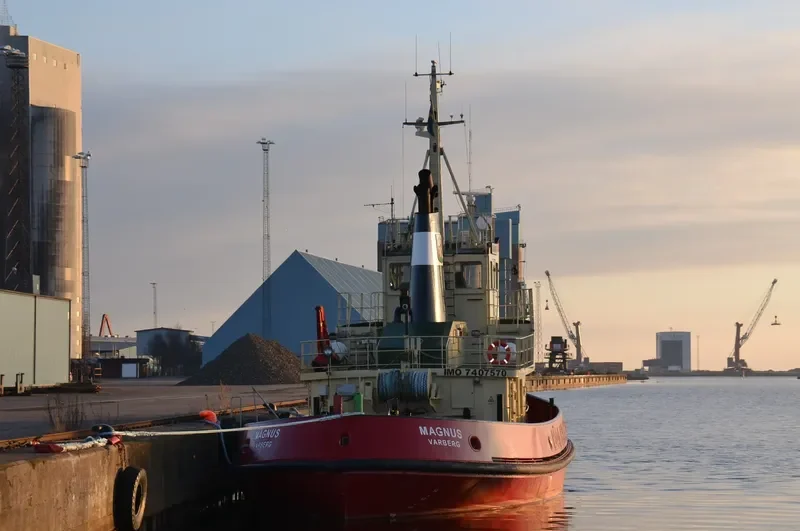 MAGNUS General Cargo IMO 7407570 photo 2
