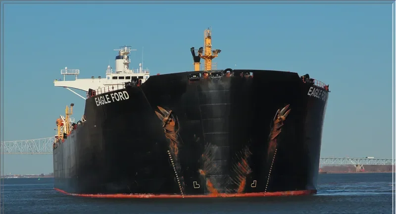 LEO Tanker IMO 7408081 photo 5