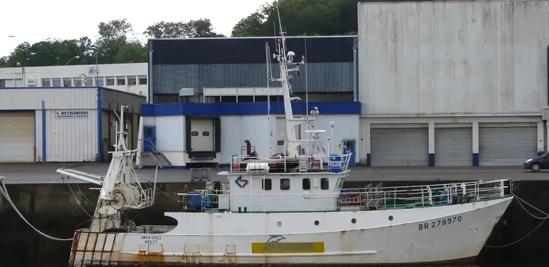 GWEN DREZ Fishing Vessel IMO 7410395 photo 3