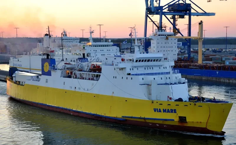 VIA MARE Ro-Ro IMO 7411258 photo 2