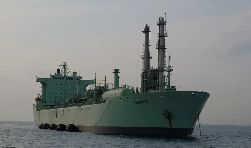 SKARPOV Tanker IMO 7411557 photo 3
