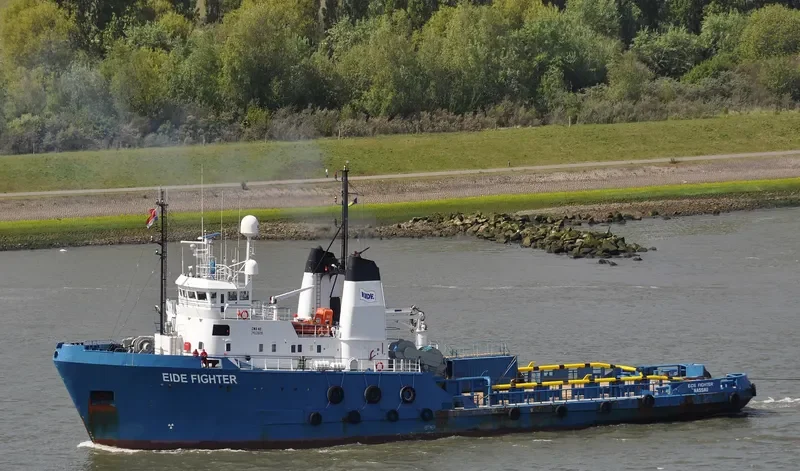 EIDE FIGHTER Offshore Vessel IMO 7412020 photo 5