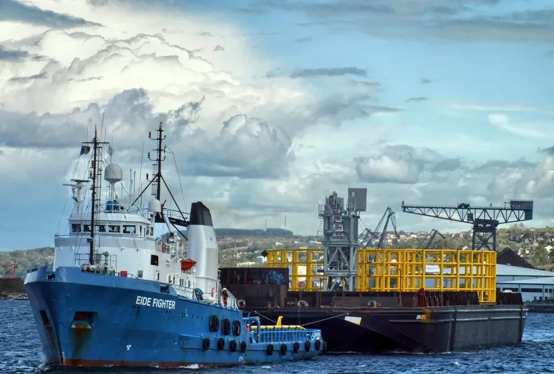 EIDE FIGHTER Offshore Vessel IMO 7412020 photo 10