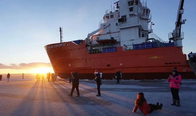 POLAR EXPLORER Offshore Vessel IMO 7415137 photo 4