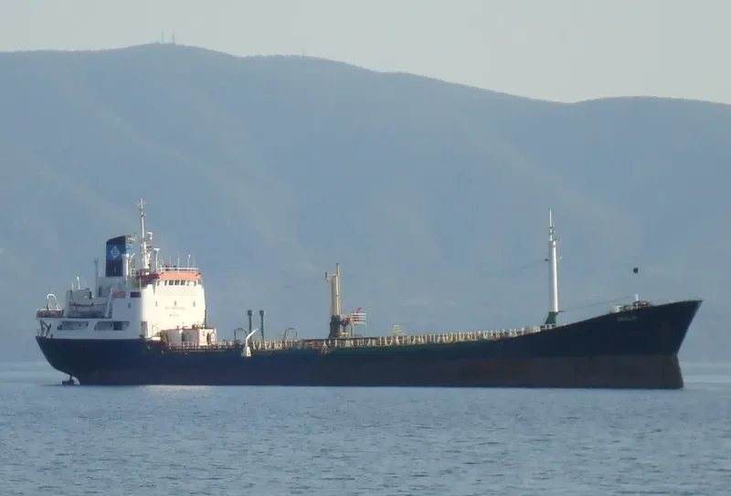 AMALIA Tanker IMO 7417496 photo 3
