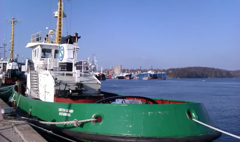 STEVNS GUARD Tug Boat IMO 7418335 photo 3