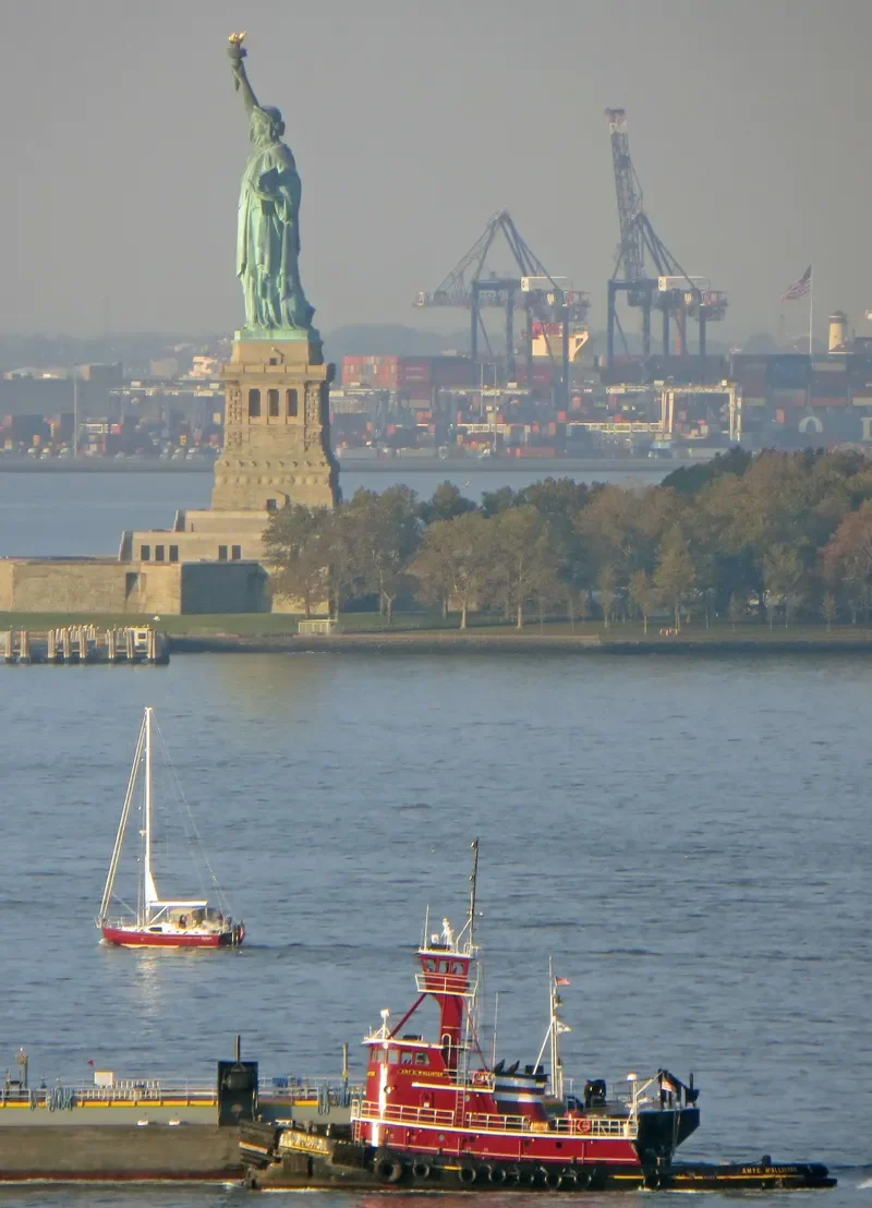 AMY C.MCALLISTER Tug Boat IMO 7420443 photo 3