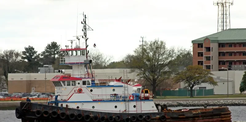 AMERICAN CHALLENGER Tug Boat IMO 7420479 photo 6