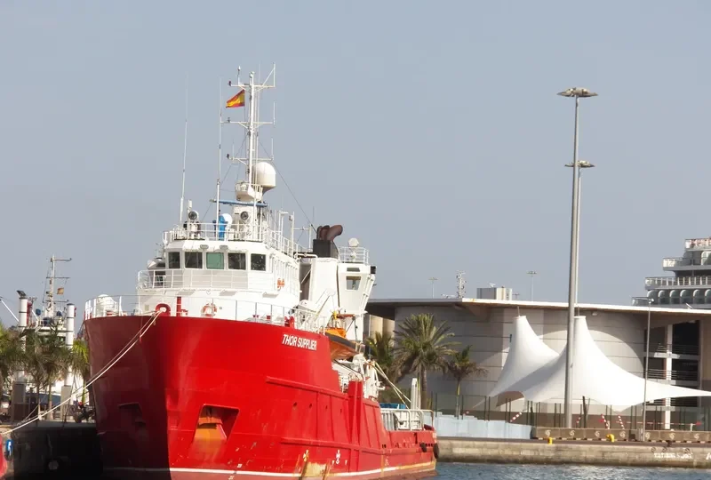 ATLANTIC TERN Offshore Vessel IMO 7420742 photo 10