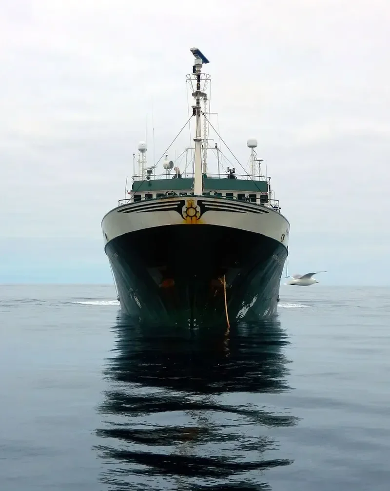 KONINGIN JULIANA General Cargo IMO 7420974 photo 2