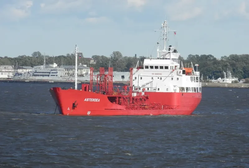 ASTERDEA Tanker IMO 7421863 photo 6