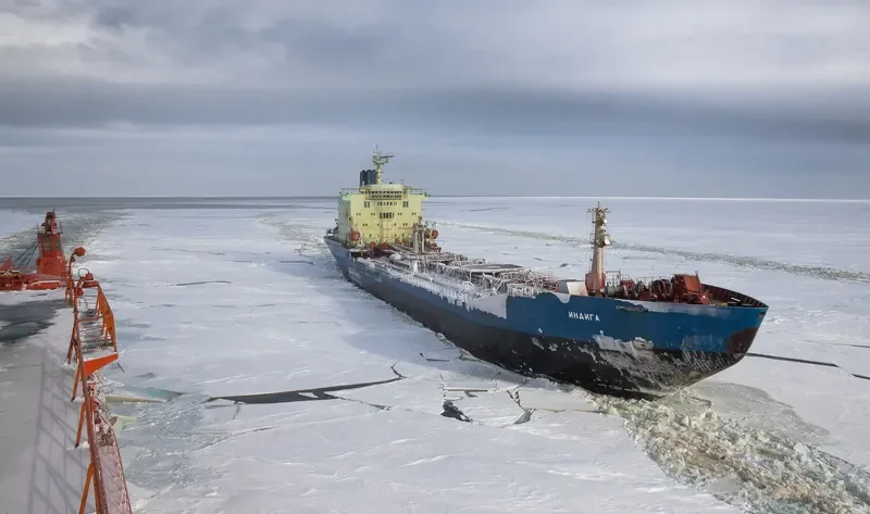 INDIGA Tanker IMO 7421942 photo 3