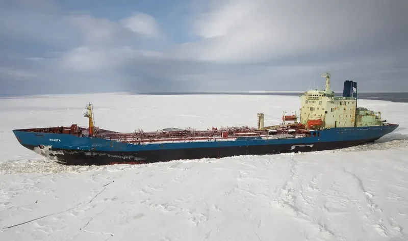 INDIGA Tanker IMO 7421942 photo 4