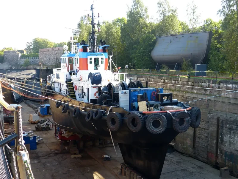 HELIOS Tug Boat IMO 7422336 photo 4