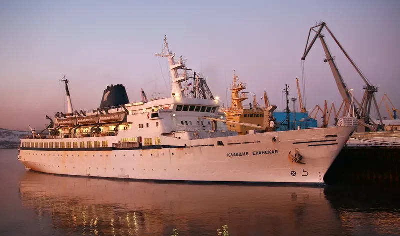 KLAVDIYA YELANSKAYA Passenger Ship IMO 7422922 photo 10