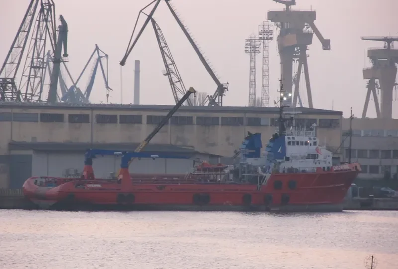 ENTERPRISE Offshore Vessel IMO 7424774 photo 3