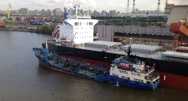ANGARA Tanker IMO 7427647 photo 2