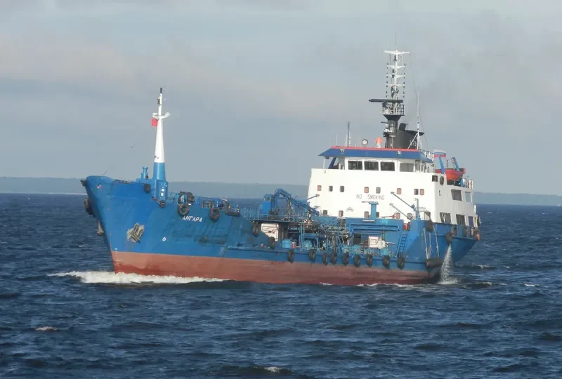 ANGARA Tanker IMO 7427647 photo 9