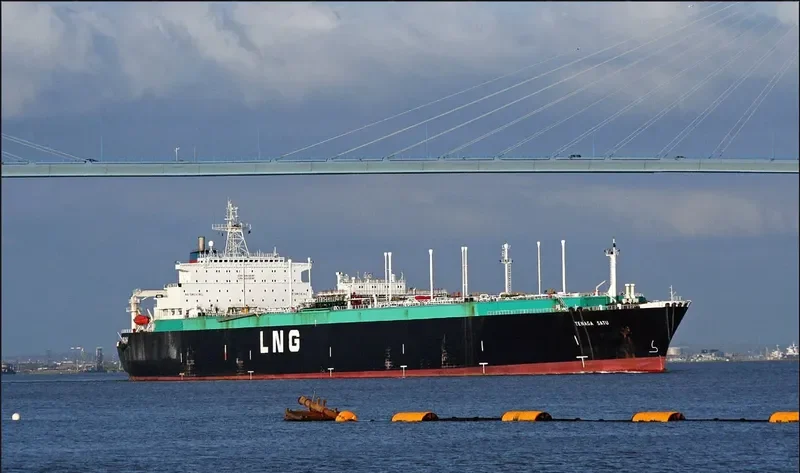 TENAGA SATU Tanker IMO 7428457 photo 3