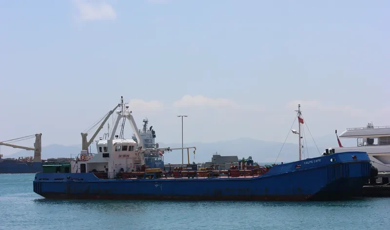 CALPE CAPE Tanker IMO 7430656 photo 4
