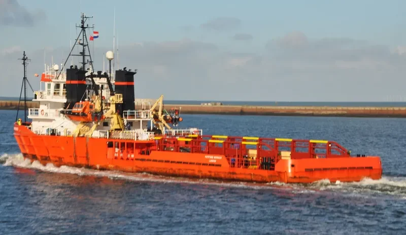PUTFORD WORKER Offshore Supply Vessel IMO 7432094