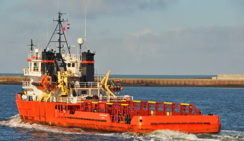 PUTFORD WORKER Offshore Supply Vessel IMO 7432094 photo 2