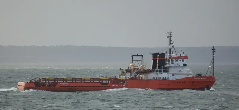 PUTFORD WORKER Offshore Supply Vessel IMO 7432094 photo 4