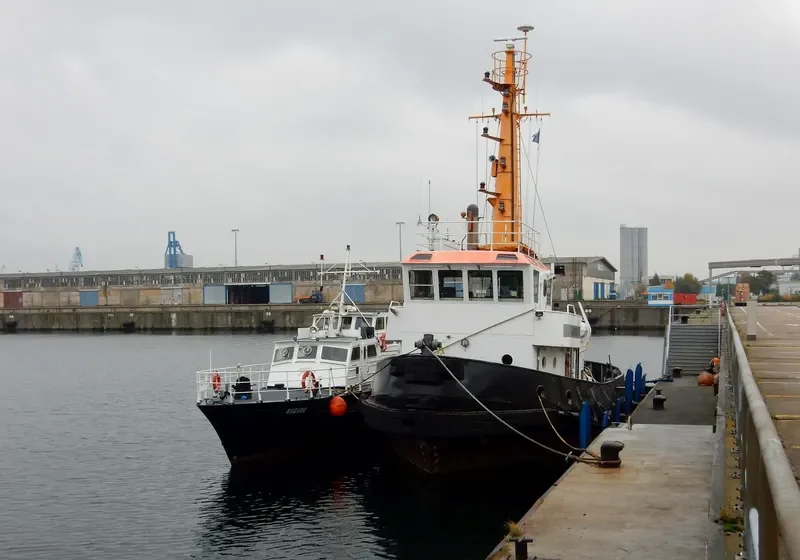 BRAGE Tug Boat IMO 7434054 photo 2