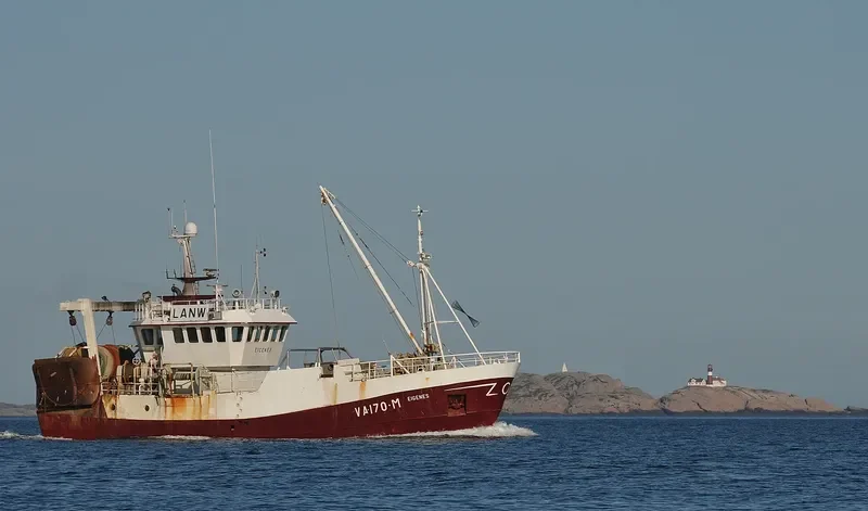 EIGENES Fishing Vessel IMO 7434652 photo 3
