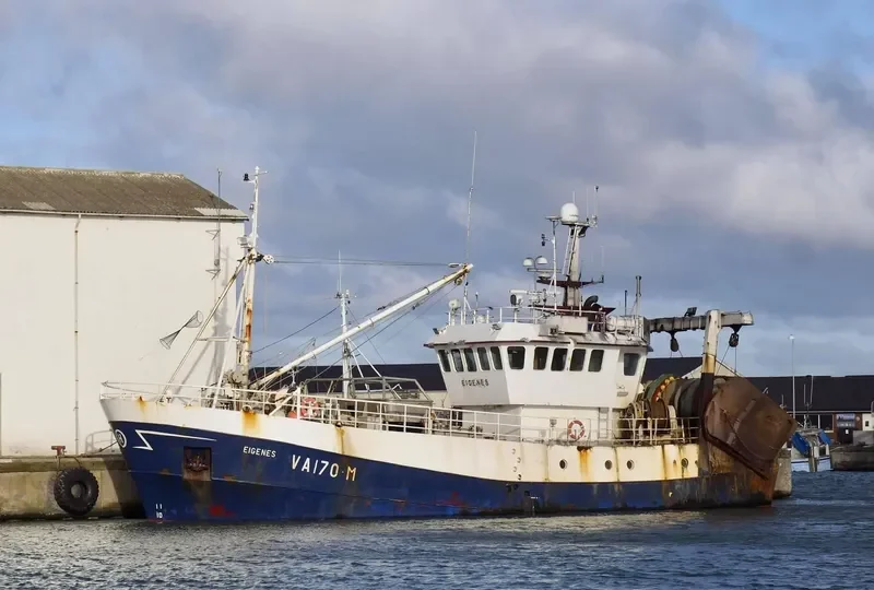 EIGENES Fishing Vessel IMO 7434652 photo 6