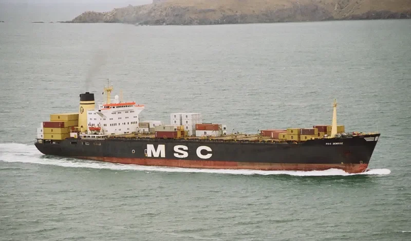 MSC DENISSE Container Ship IMO 7435292 photo 2
