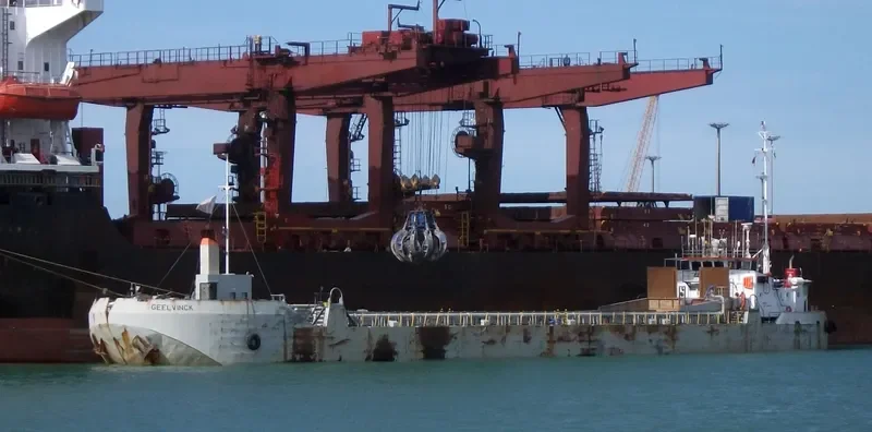 ARLINDO ROCHA General Cargo IMO 7437094 photo 2