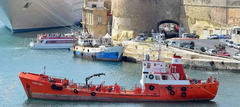 SACRO CUOR I Tanker IMO 7438115 photo 2