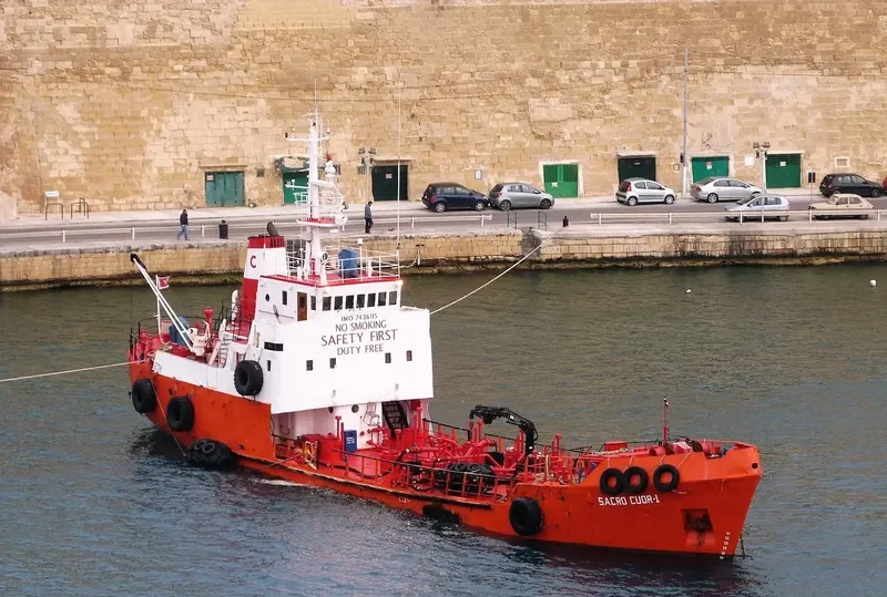 SACRO CUOR I Tanker IMO 7438115 photo 5