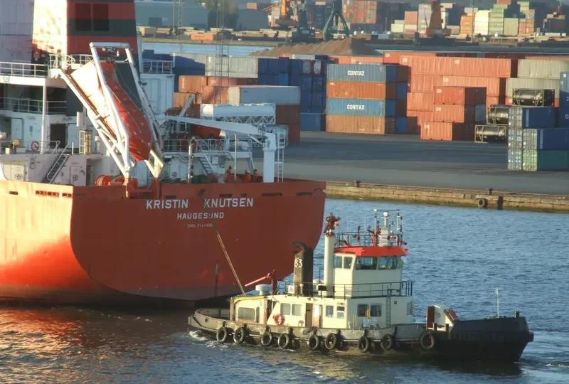 83 Tug Boat IMO 7505152 photo 5