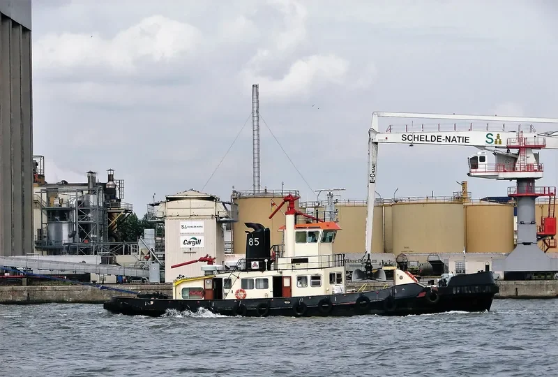 TUG 85 Tug Boat IMO 7505164