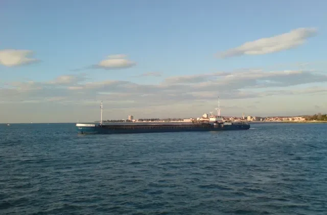 VEGA IV General Cargo IMO 7510781 photo 2
