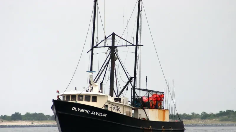 OLYMPIC JAVELIN Fishing Vessel IMO 7515767 photo 2