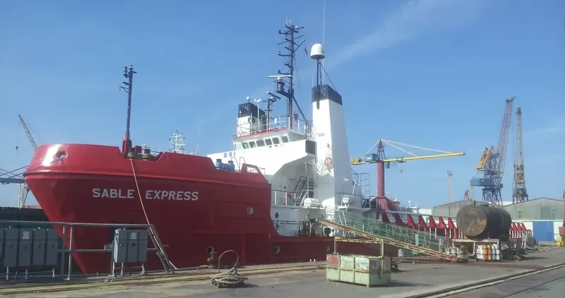 SABLE EXPRESS Offshore Vessel IMO 7516876 photo 6