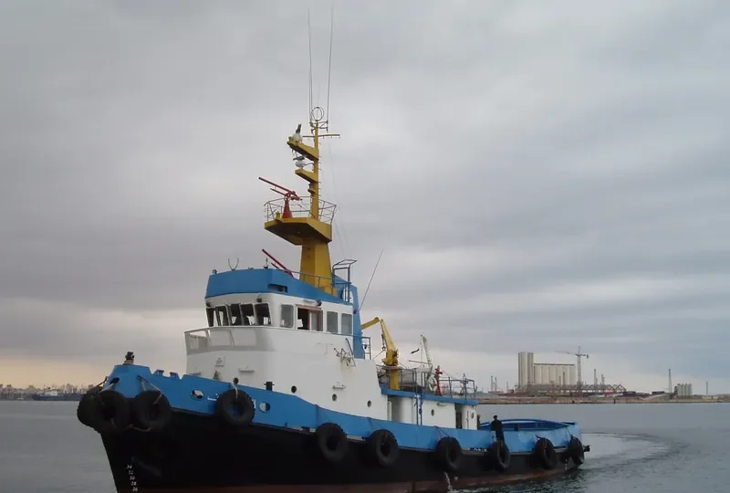 AL SHWEIREF Tug Boat IMO 7520308 photo 2