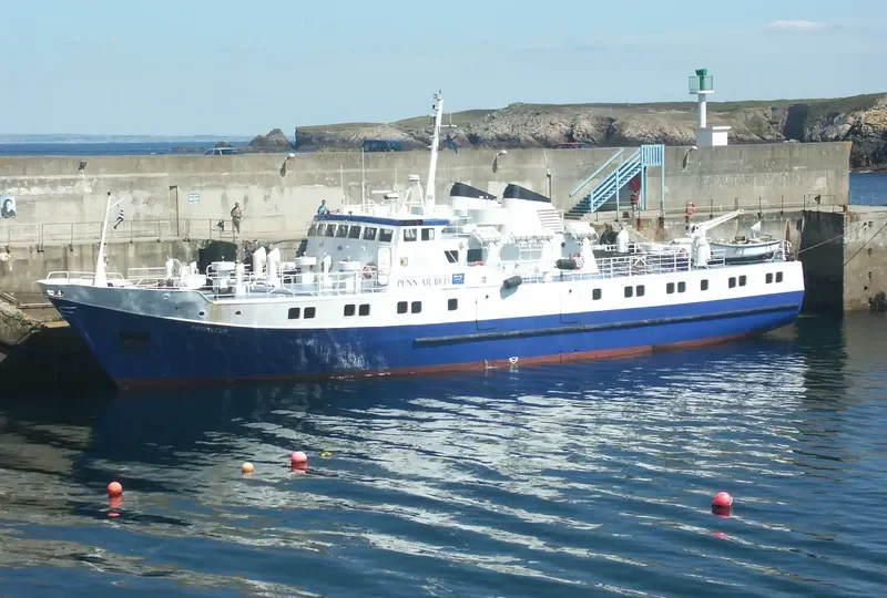 FROMVEUR Passenger Ship IMO 7521297 photo 3