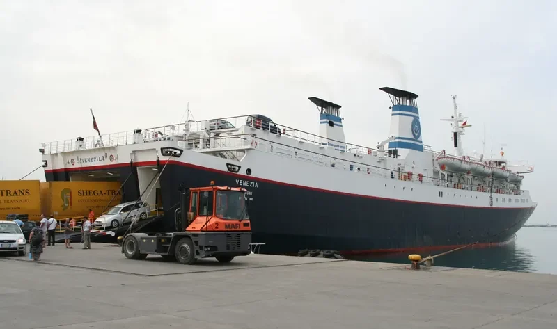 VENEZIA Ro-Ro IMO 7521663