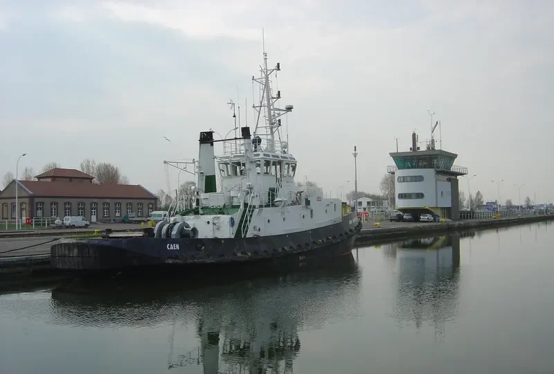 CAEN OUISTREHAM 3 General Cargo IMO 7521780 photo 10