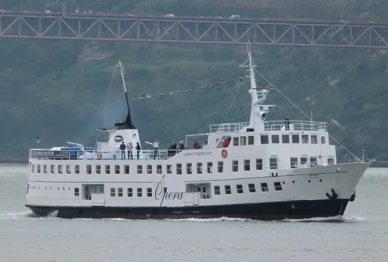 PINHAL NOVO Passenger Ship IMO 7526118 photo 3