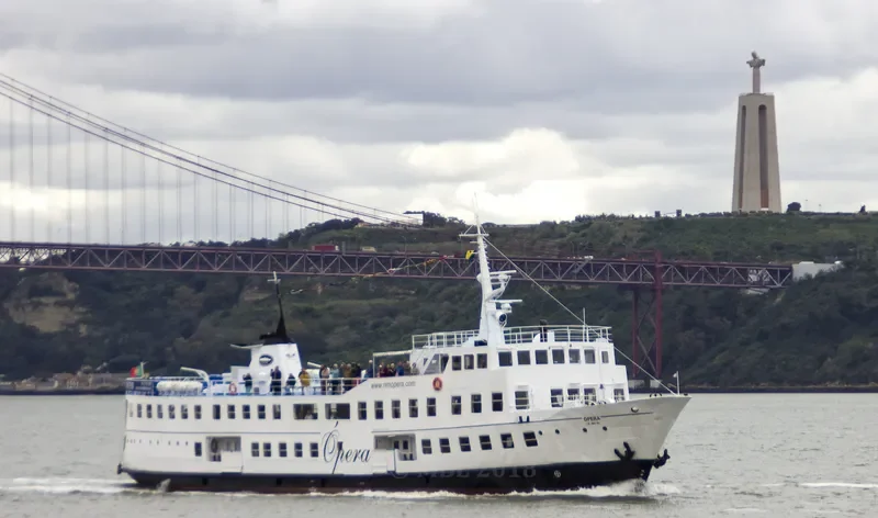 PINHAL NOVO Passenger Ship IMO 7526118 photo 5